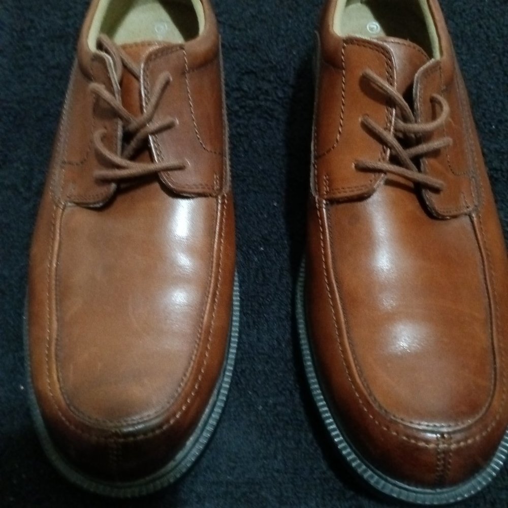 Men Rockport Shoes size 10